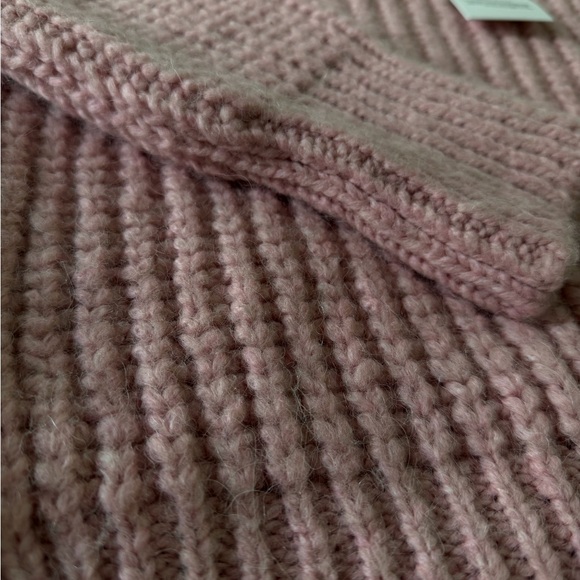 NWT MANGO WOOL Pink cropped sweater - Picture 2 of 8